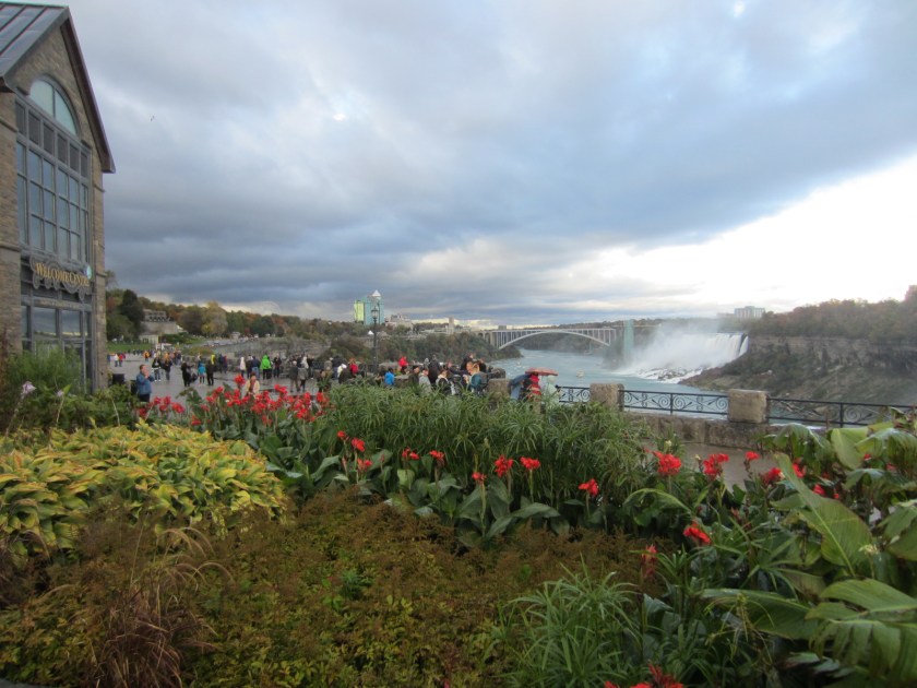 niagara-falls-full-views-1